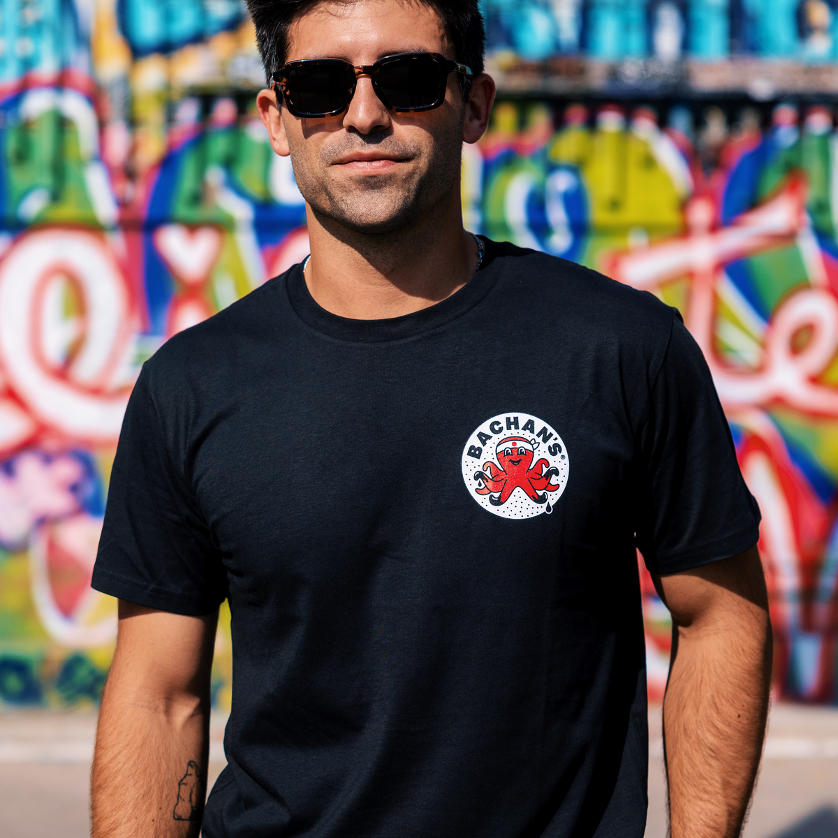 Logo Tee V7